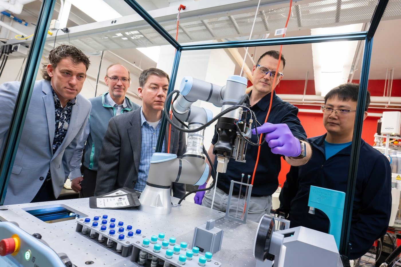 B.C. 'chemical fingerprint' scheme to track illicit drugs is likened to DNA tests | iNFOnews.ca