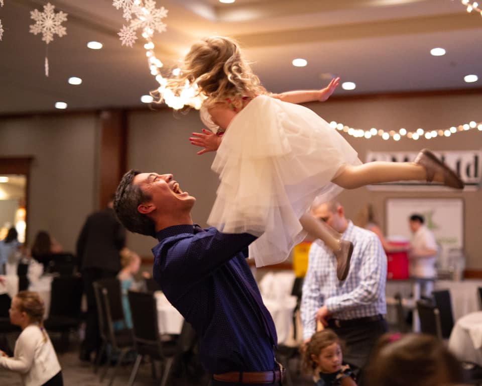 Penticton’s Snowflake Ball an evening of dads and daughters | iNhome Penticton’s Snowflake Ball an evening of dads and daughters | iNhome