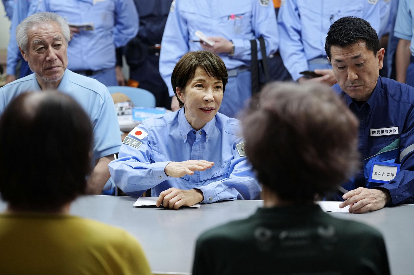 Prime minister visits quake-hit southern Japan as cleanup begins in intense heat | iNFOnews.ca