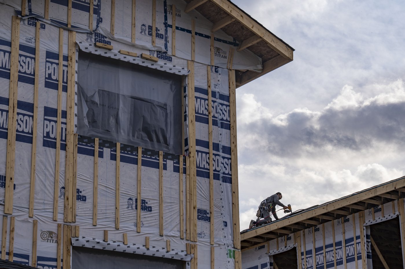 National housing supply made strides in 2025 amid weak demand, condo struggles: CMHC | iNhome