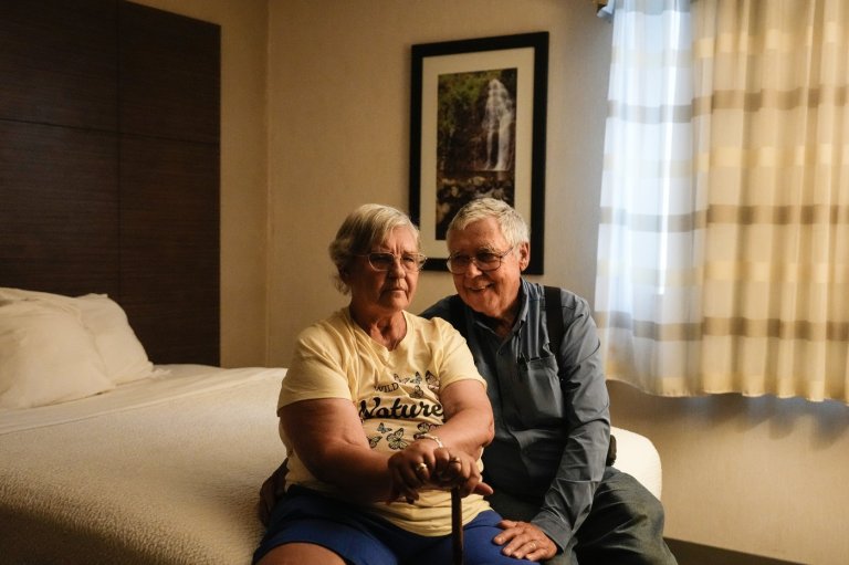 Ontario wildfire evacuees recall ashes 'landing from the sky' in harrowing escape | iNhome Ontario wildfire evacuees recall ashes 'landing from the sky' in harrowing escape | iNhome