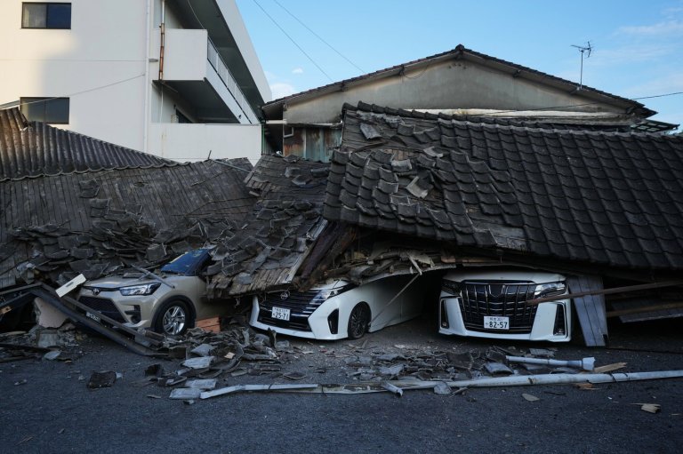 Photos show the aftermath of a damaging earthquake in southwestern Japan | iNhome Photos show the aftermath of a damaging earthquake in southwestern Japan | iNhome