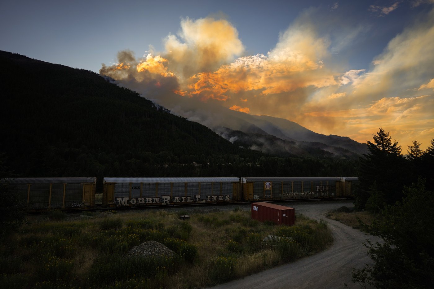 Metro Vancouver wildfire prompts evacuation alerts as Fraser Canyon residents go home | iNFOnews.ca Metro Vancouver wildfire prompts evacuation alerts as Fraser Canyon residents go home | iNFOnews.ca