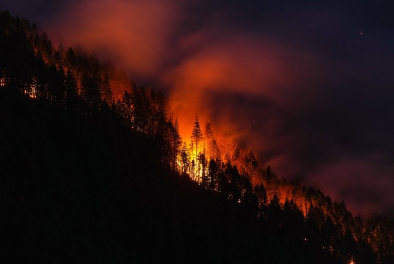 With flames in backyard, Boston Bar resident tells of B.C. town surrounded by fire | iNhome