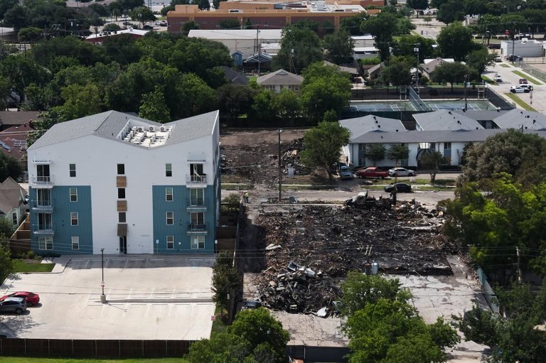 Dallas firefighters were preparing evacuation moments before deadly apartment blast, chief says | iNhome Dallas firefighters were preparing evacuation moments before deadly apartment blast, chief says | iNhome