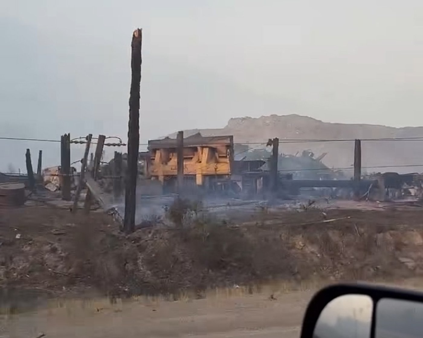 Video shows smouldering aftermath of wildfire outside Clinton, B.C. | iNFOnews.ca