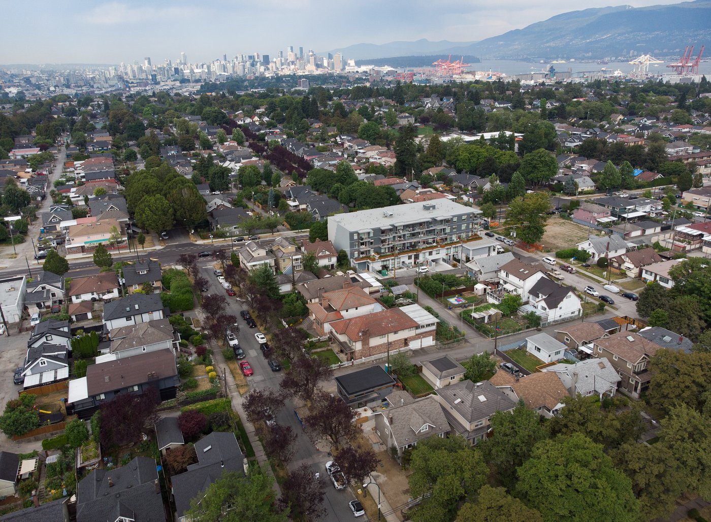 B.C. home sales weighed down by Lower Mainland, fall almost 7 per cent in July | iNFOnews.ca