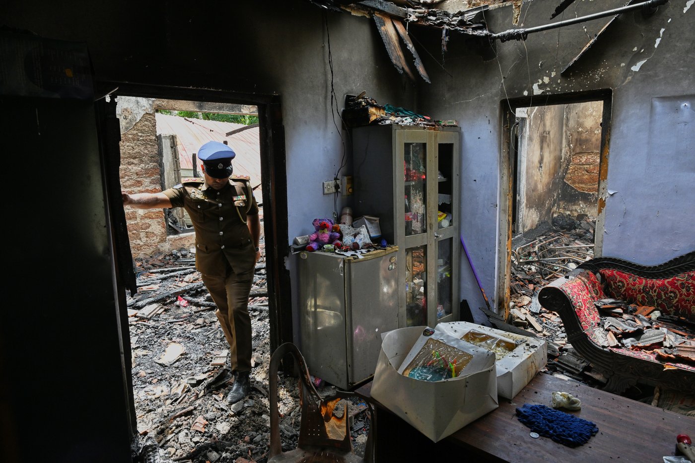 A fire at a nursing home in Sri Lanka kills 12 people | iNhome