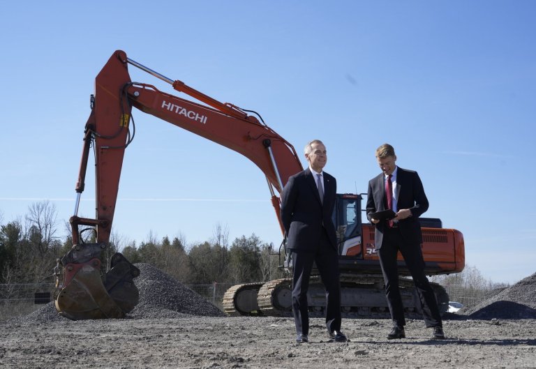Ottawa still pledging to double construction pace despite home building headwinds | iNhome