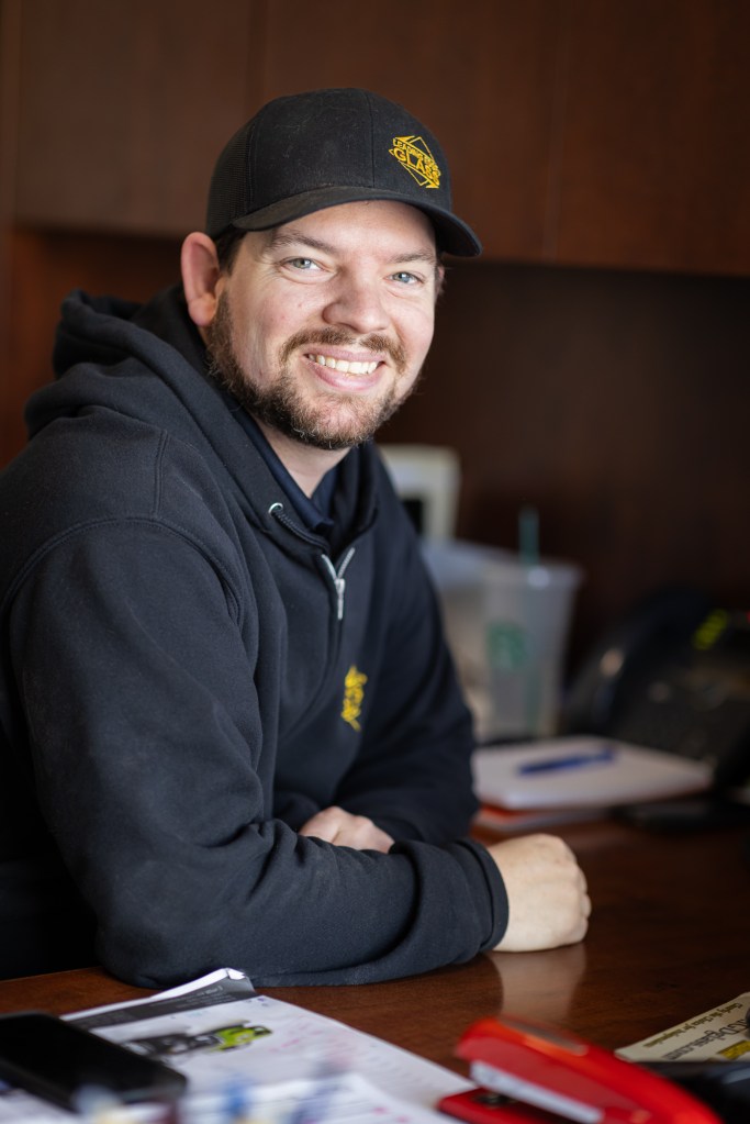 Why Customers Say Leading Edge Is Kelowna’s Best ICBC Glass Shop | iNwheels