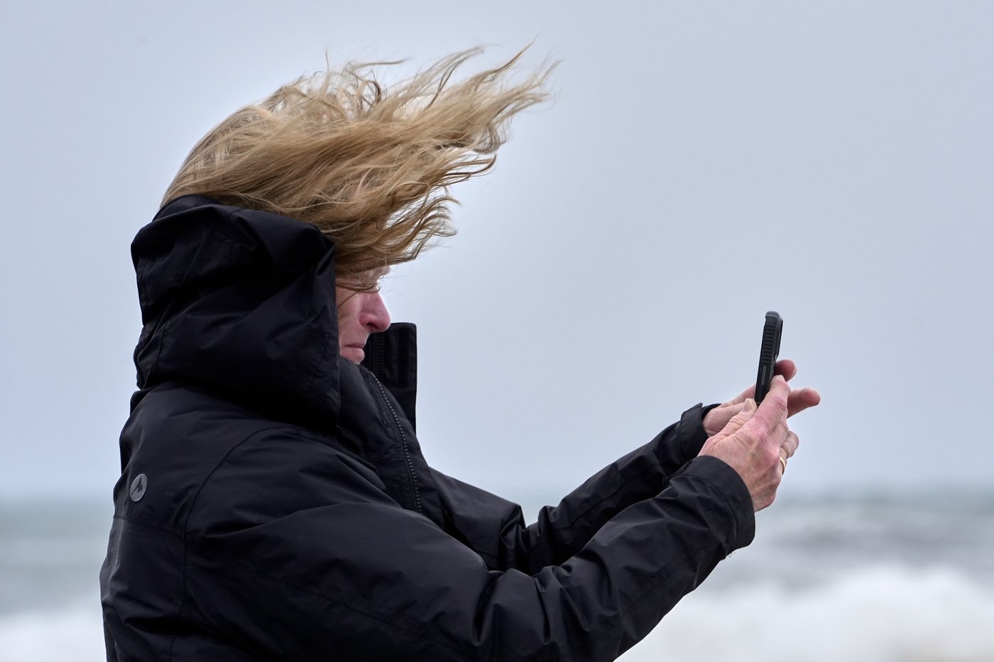 Powerful nor’easter floods Northeast, leaves over 130,000 without power as high tides threaten coast | iNFOnews.ca Powerful nor’easter floods Northeast, leaves over 130,000 without power as high tides threaten coast | iNFOnews.ca