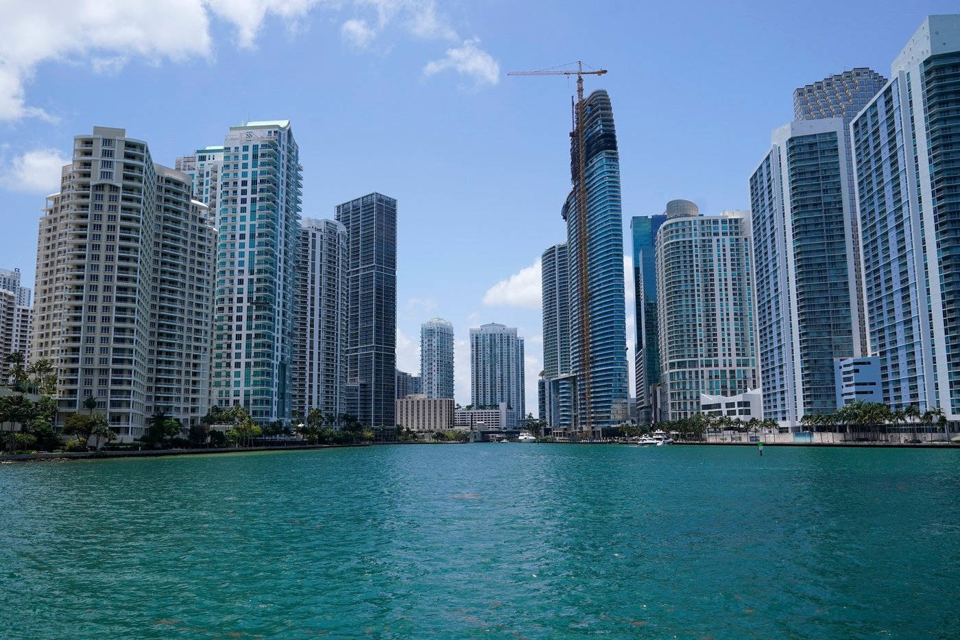 Captain pleads guilty in boat crash that killed 3 girls from Miami sailing camp | iNwheels