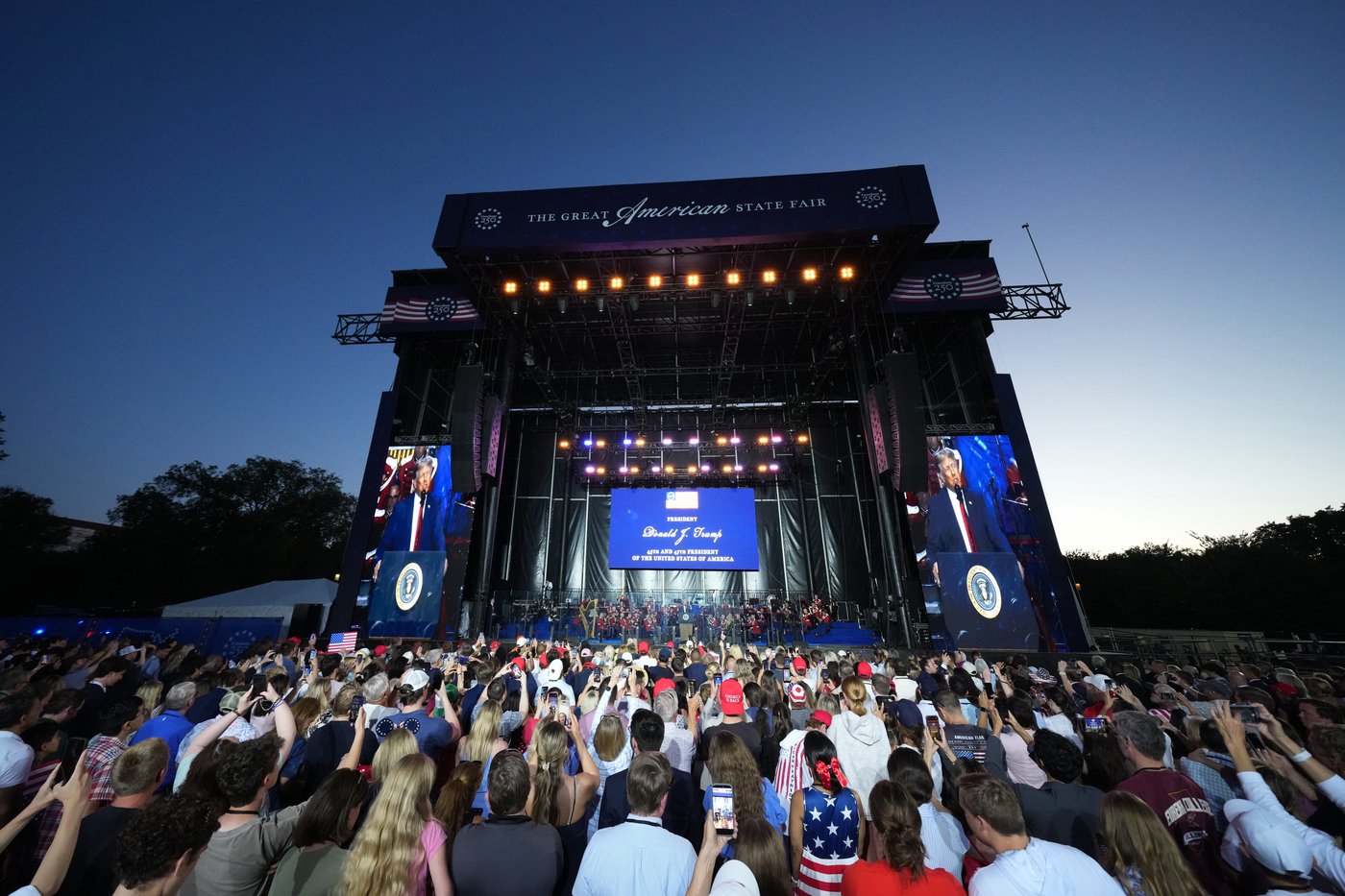 The Latest: Crowd gathers on the National Mall to hear Trump rally for America 250 kickoff | iNwheels