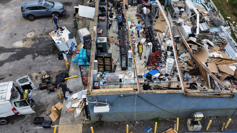 4 dead from storm as Isaias brings threat of floods across the Southeast | iNwheels 4 dead from storm as Isaias brings threat of floods across the Southeast | iNwheels