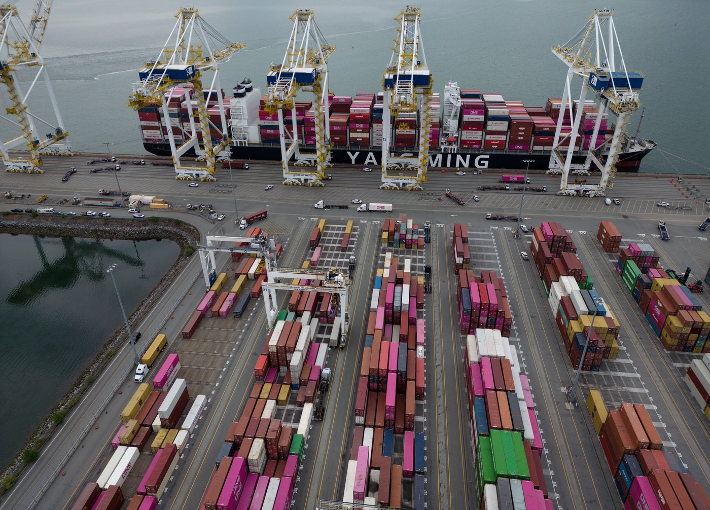 B.C. port flagged for federal fast track, but security concerns have lasted years | iNwheels