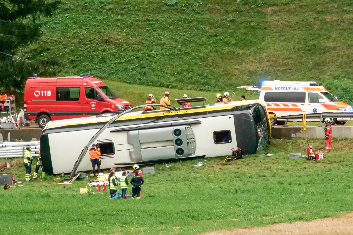 Dutch tour bus overturns in Switzerland, leaving several people dead, police say | iNFOnews.ca