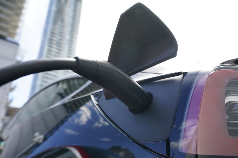 Quebec premier dismisses Doug Ford's concerns over province's EV targets | iNwheels Quebec premier dismisses Doug Ford's concerns over province's EV targets | iNwheels