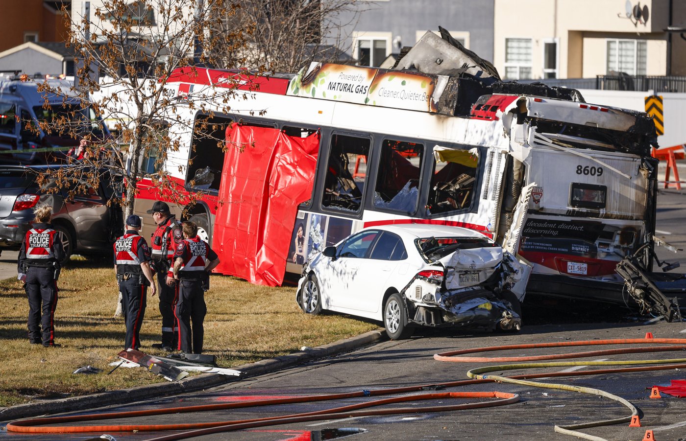 Police look for cause of fiery Calgary bus crash that killed three passengers | iNFOnews.ca