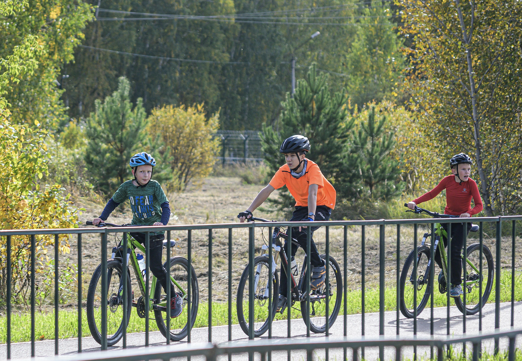 Kelowna mom’s ‘bike bus’ more than a fun way to get kids to school | iNwheels