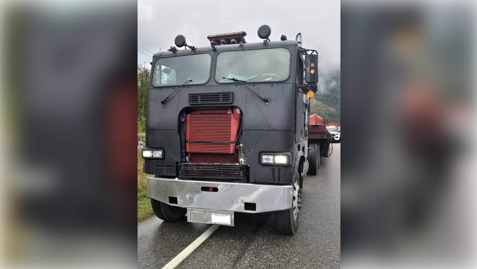 Dangerous big rig from Alberta taken off road near Malakwa: Highway Patrol | iNFOnews.ca