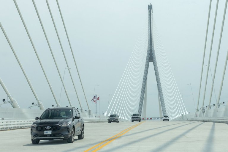 Gordie Howe bridge saw more than 41K crossings into Canada in first 5 days: StatCan | iNwheels Gordie Howe bridge saw more than 41K crossings into Canada in first 5 days: StatCan | iNwheels