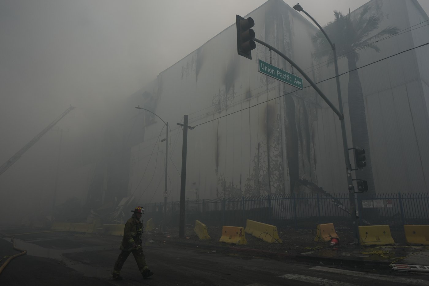 LA Mayor Bass declares emergency to secure resources to help fight warehouse fire | iNwheels LA Mayor Bass declares emergency to secure resources to help fight warehouse fire | iNwheels