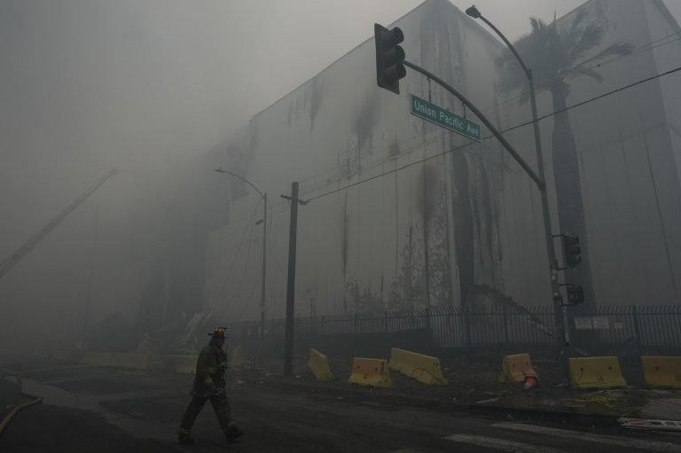 LA Mayor Bass declares emergency to secure resources to help fight warehouse fire | iNwheels LA Mayor Bass declares emergency to secure resources to help fight warehouse fire | iNwheels