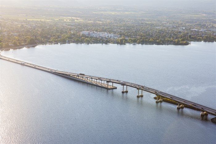iN NUMBERS: How much money is wasted every time the Okanagan Lake bridge is closed | iNwheels