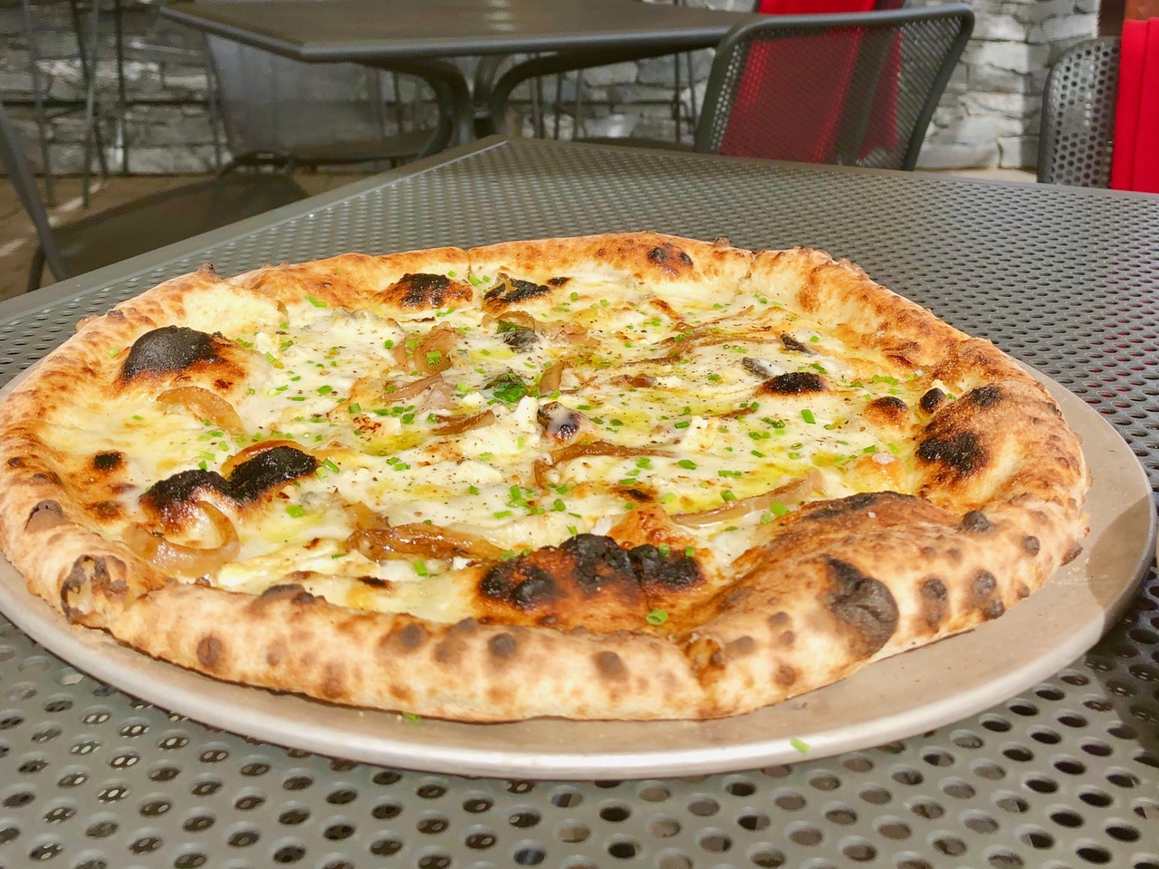iN WINE: The best pizza on patios in the Okanagan | iNwine