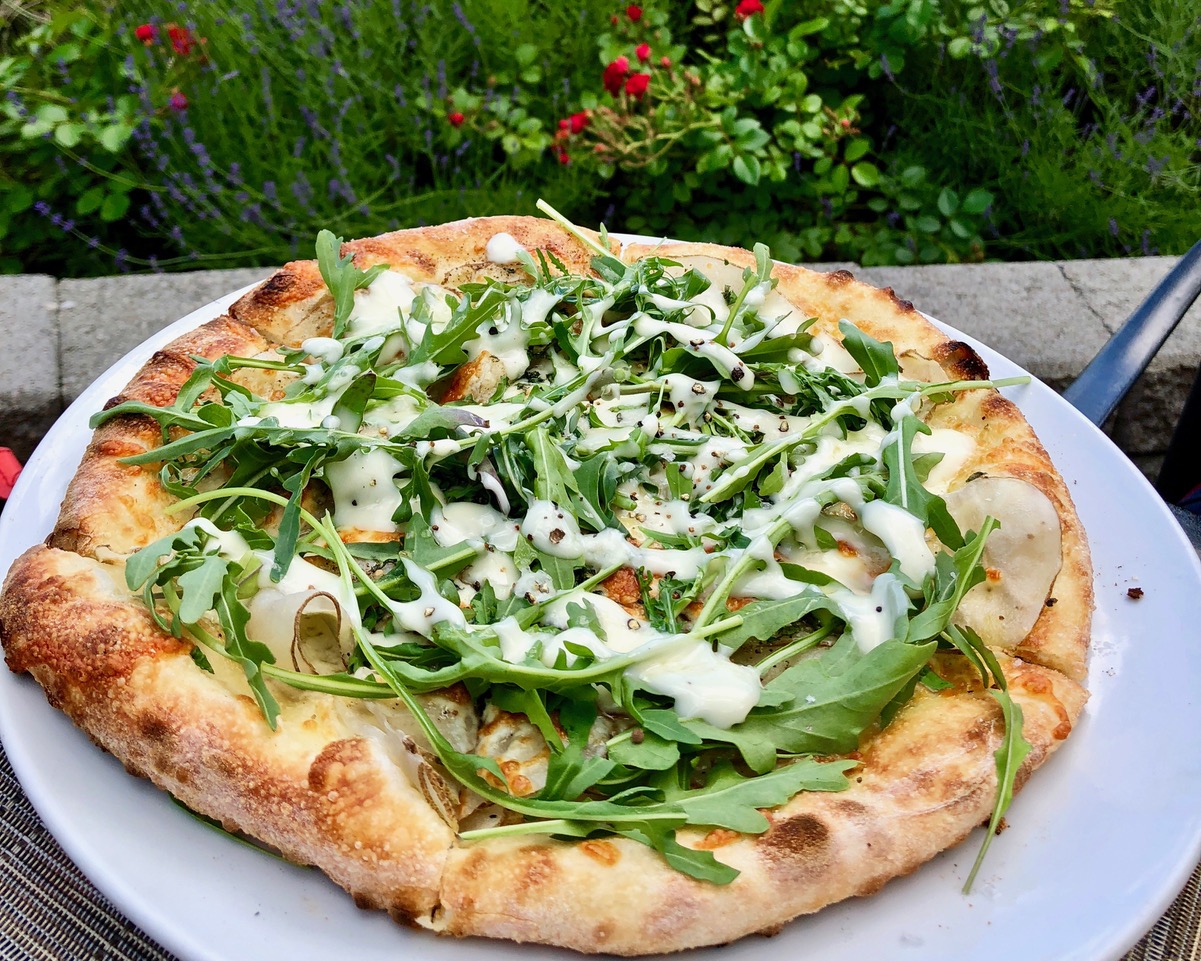 iN WINE: The best pizza on patios in the Okanagan | iNwine