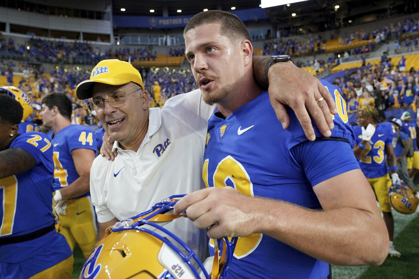 Miami's Ward, BC's Ezeiruaku, Pitt's Narduzzi headline the AP's ACC midyear honorees | iNFOnews.ca Miami's Ward, BC's Ezeiruaku, Pitt's Narduzzi headline the AP's ACC midyear honorees | iNFOnews.ca