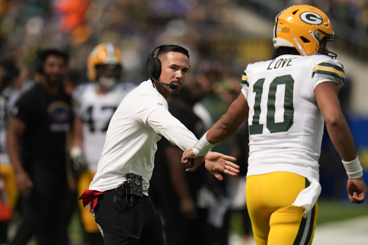 Jordan Love throws a pair of TD passes in the second half to rally Packers past Rams 24-19 | iNFOnews.ca Jordan Love throws a pair of TD passes in the second half to rally Packers past Rams 24-19 | iNFOnews.ca