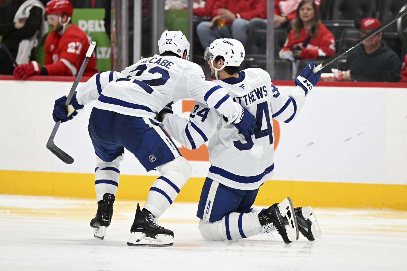 Petry scores a pair as Red Wings beat Maple Leafs 4-2 | iNFOnews.ca