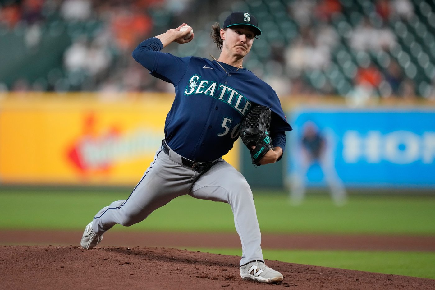 Cole’s 10th-inning RBI single lifts the Astros past the Mariners, 4-3 | iNFOnews.ca Cole’s 10th-inning RBI single lifts the Astros past the Mariners, 4-3 | iNFOnews.ca
