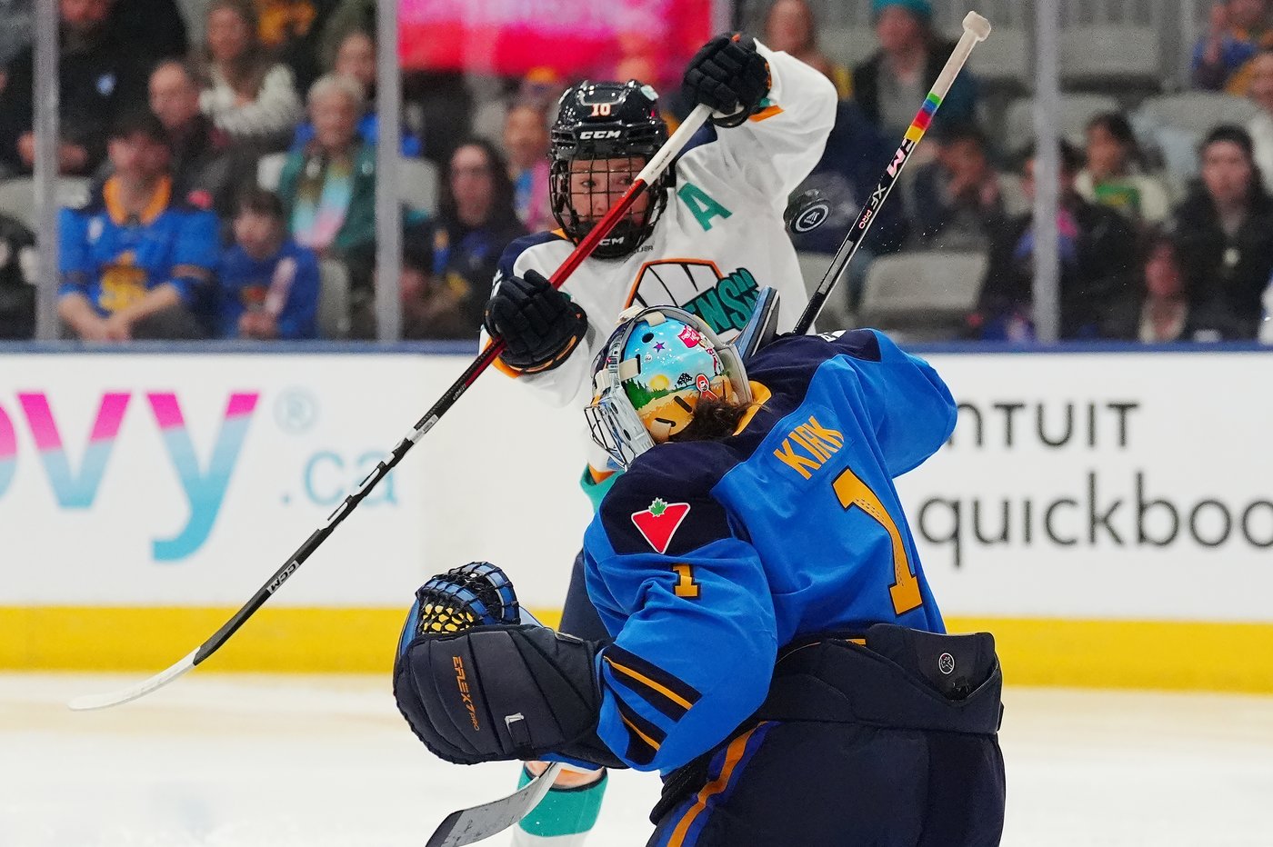 Simpson nets OT goal as Sirens spoil Sceptres' chance to move into playoff spot | iNFOnews.ca