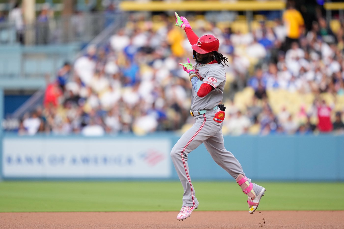 Hernández’s 3-run homer and Sheehan’s 10 Ks power Dodgers past Reds 6-3 for 5th straight win | iNFOnews.ca