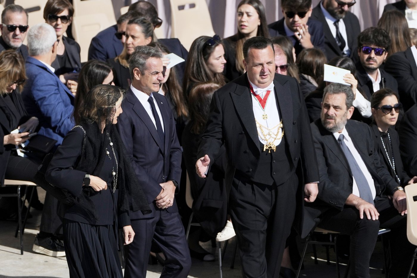 PHOTO COLLECTION: Vatican Pope Funeral Attendees | iNFOnews.ca PHOTO COLLECTION: Vatican Pope Funeral Attendees | iNFOnews.ca