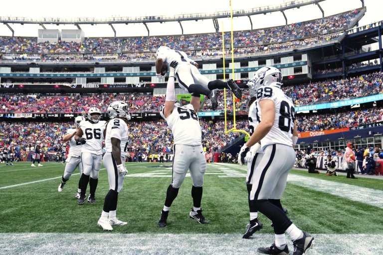 Top photos from the first Sunday of the NFL season | iNFOnews.ca