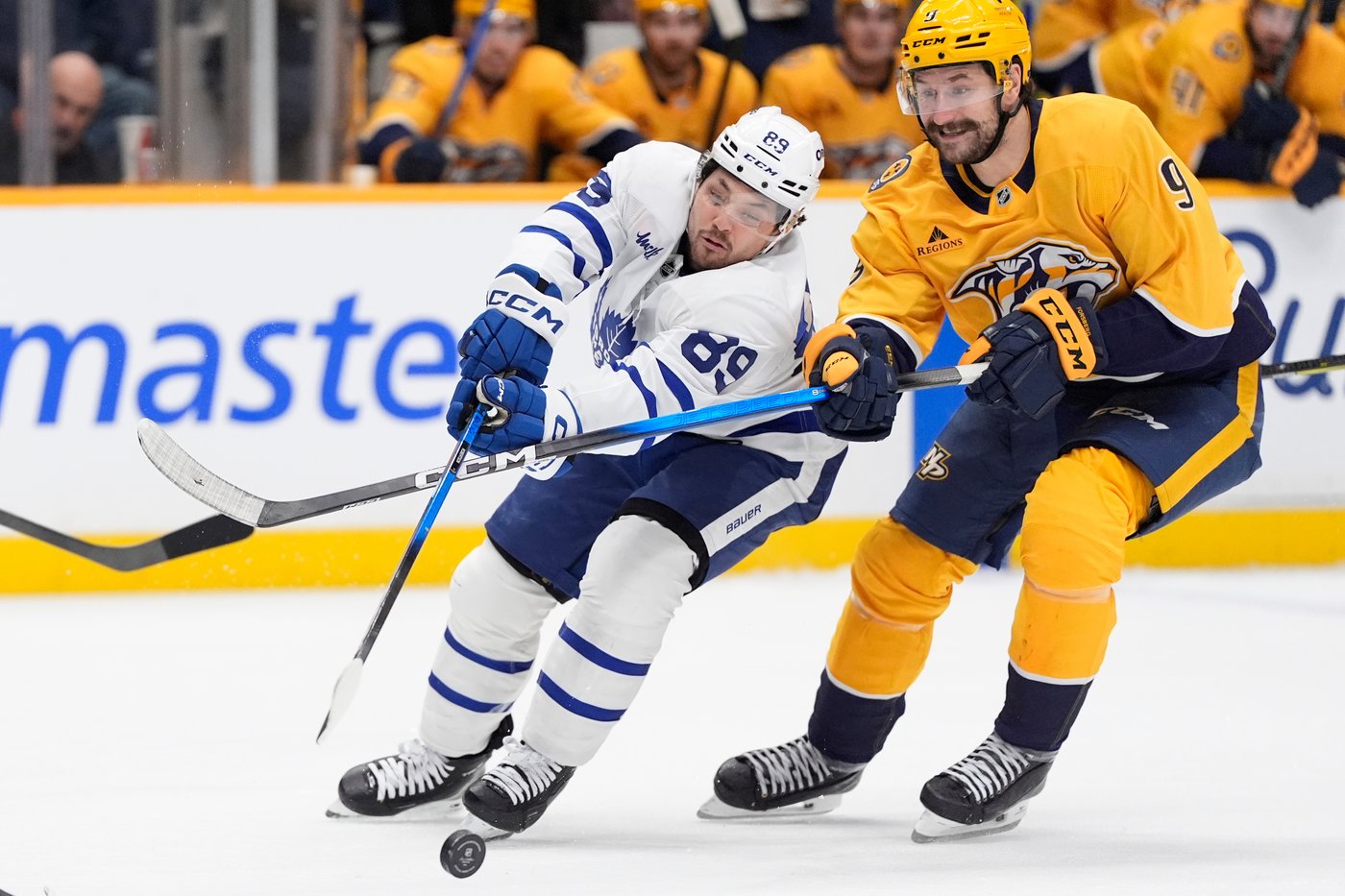 Luke Evangelista breaks third-period tie as Predators beat Leafs 5-3 | iNFOnews.ca Luke Evangelista breaks third-period tie as Predators beat Leafs 5-3 | iNFOnews.ca