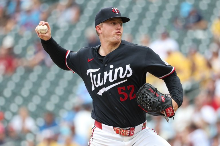 Zebby Matthews finishes stellar August as Twins beat White Sox 5-1 | iNFOnews.ca