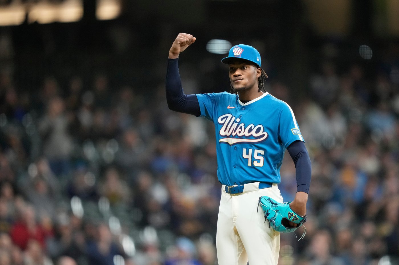 Vivas and Millas drive in runs as Nationals succeed on 3 bunts in 4-run 9th to beat Brewers 7-3 | iNFOnews.ca Vivas and Millas drive in runs as Nationals succeed on 3 bunts in 4-run 9th to beat Brewers 7-3 | iNFOnews.ca
