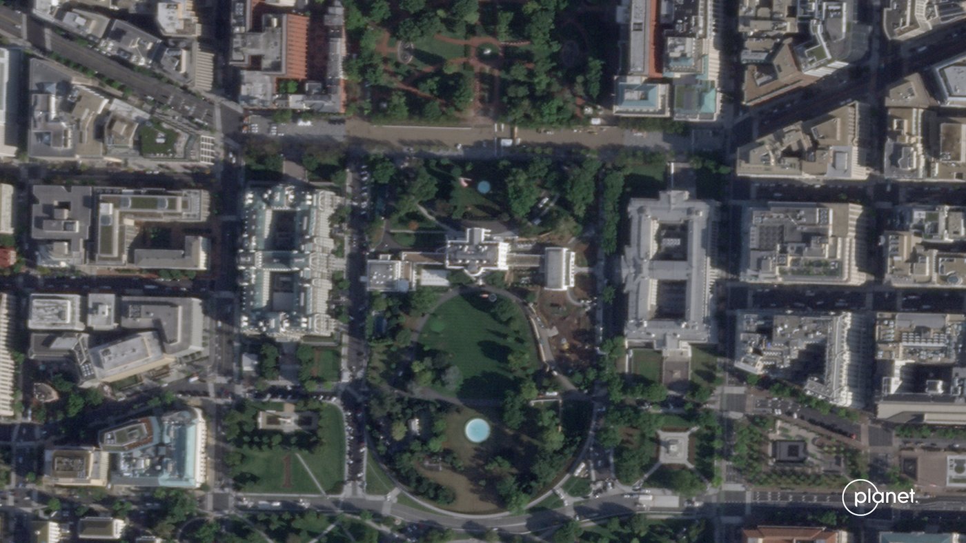 Satellite images show before and after of demolition of White House East Wing | iNFOnews.ca