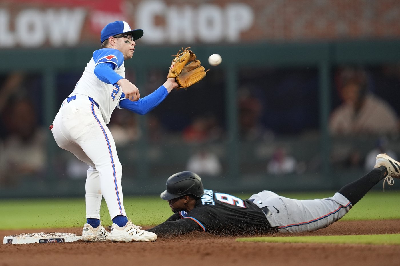 Braves sweep Marlins in historic doubleheader with first female umpire | iNFOnews.ca
