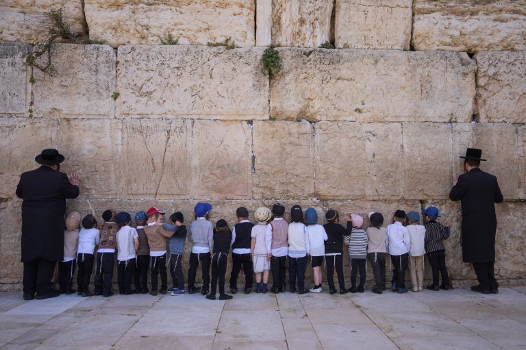 The top photos of the day by AP's photojournalists | iNFOnews.ca