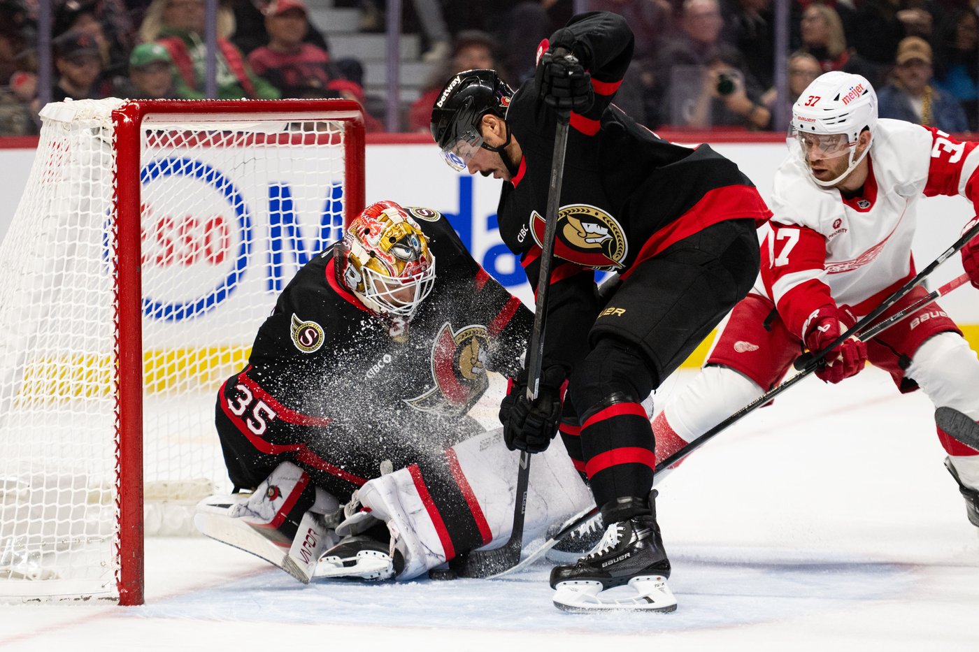 Norris scores twice to lead Ottawa Senators to 2-1 win over Detroit Red Wings | iNFOnews.ca Norris scores twice to lead Ottawa Senators to 2-1 win over Detroit Red Wings | iNFOnews.ca
