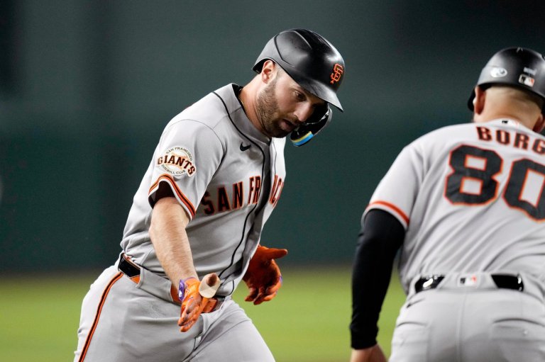 Giants reassign 3B coach Borg, name Wotus interim coach | iNFOnews.ca
