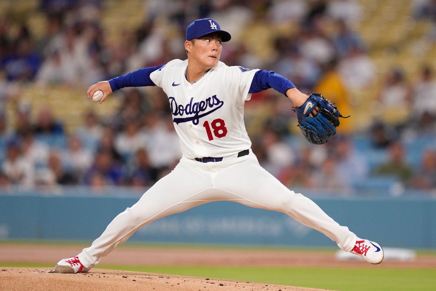 Yamamoto strikes out 10 as the Dodgers rout the Reds 14-1 for 7th straight win | iNFOnews.ca Yamamoto strikes out 10 as the Dodgers rout the Reds 14-1 for 7th straight win | iNFOnews.ca