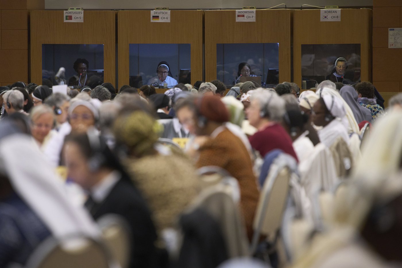 They don't vote in the conclave, but nuns leading the world's Catholic orders gather in Rome | iNFOnews.ca