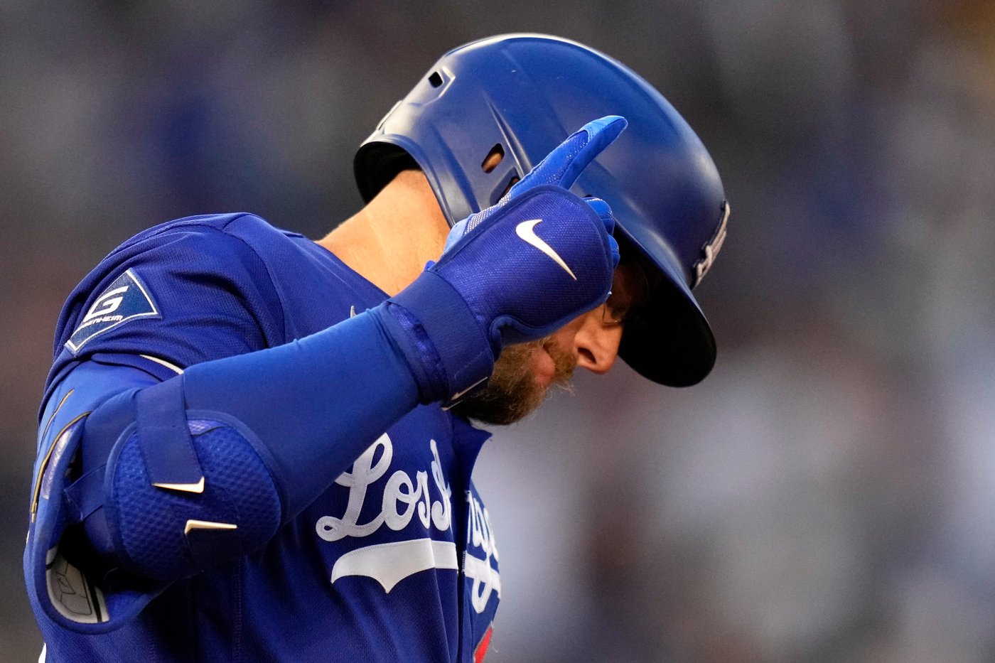 Dodgers hopeful that Max Muncy avoided major injury after getting hit by pitch in 8th inning | iNFOnews.ca Dodgers hopeful that Max Muncy avoided major injury after getting hit by pitch in 8th inning | iNFOnews.ca