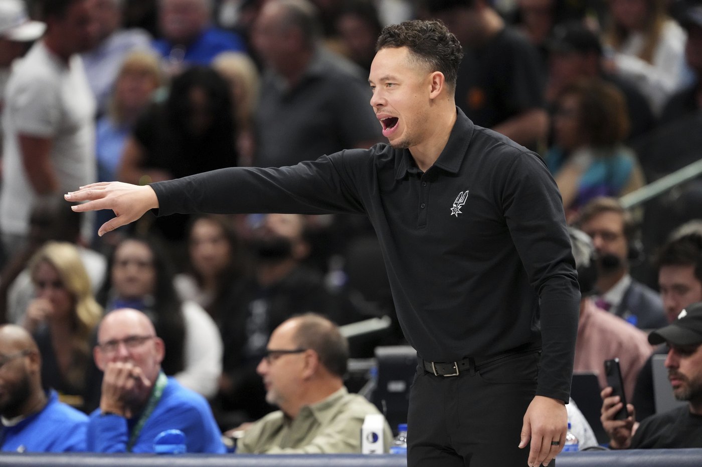 Irving and Gafford lead Mavericks past Wemby-less Spurs 110-93 | iNFOnews.ca Irving and Gafford lead Mavericks past Wemby-less Spurs 110-93 | iNFOnews.ca